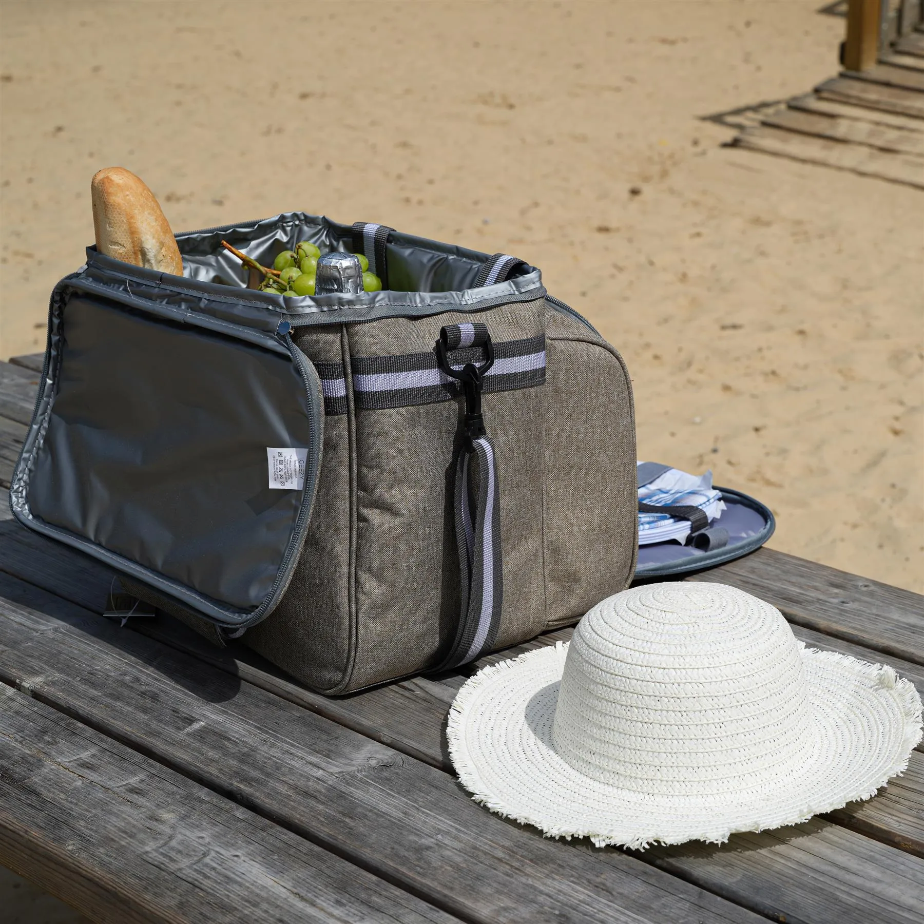 4 Person Picnic Hamper Bag