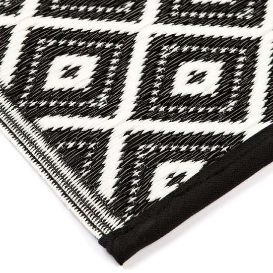 Kimberley Black & White Square Diamond Pattern Foldable Waterproof Large Camping Mat - 270x270 CM