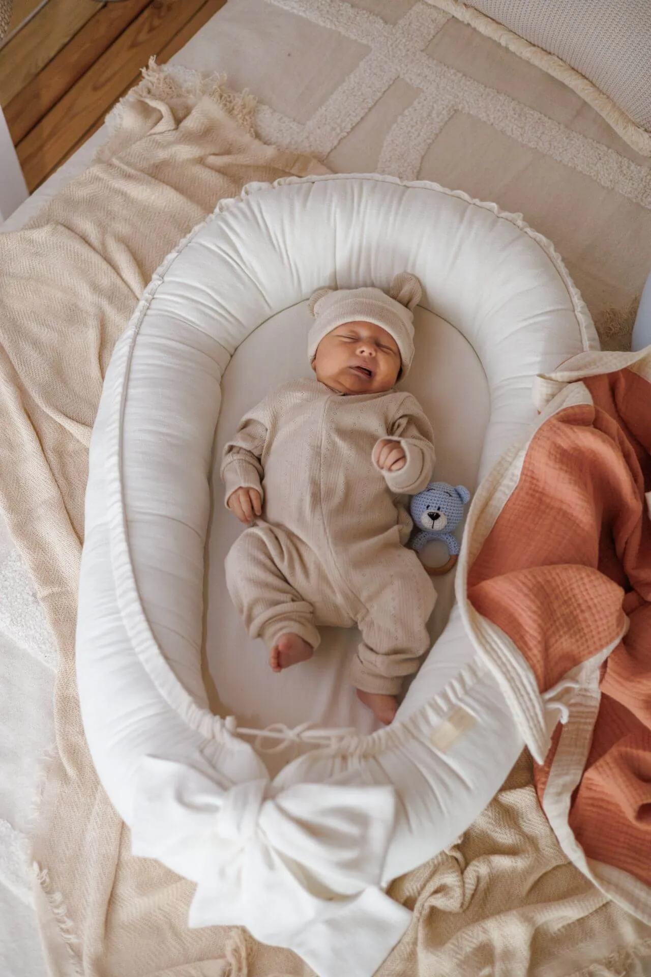 Soft Linen Handmade Baby Nest - Cream